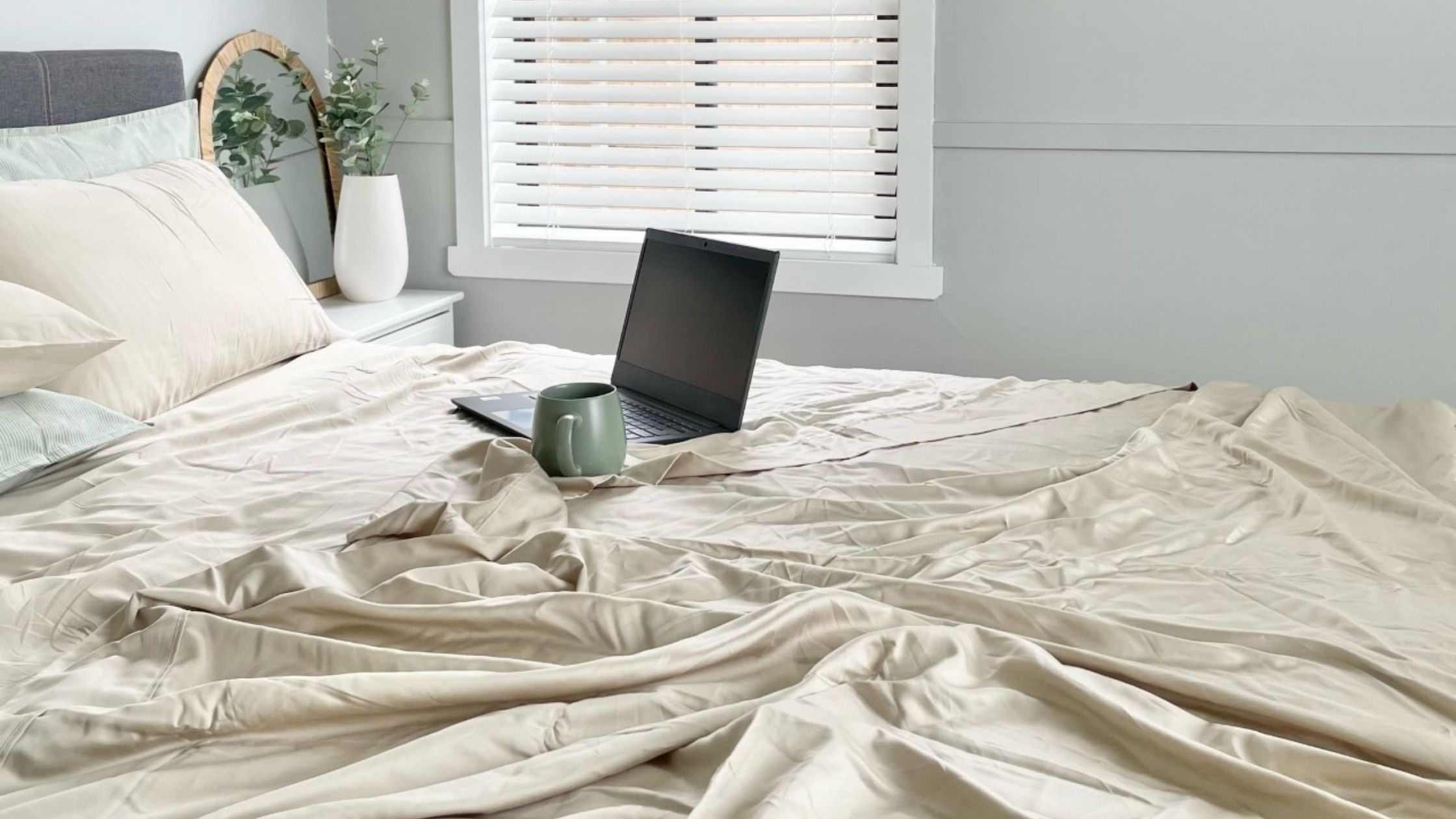 Natural white bamboo bed sheets