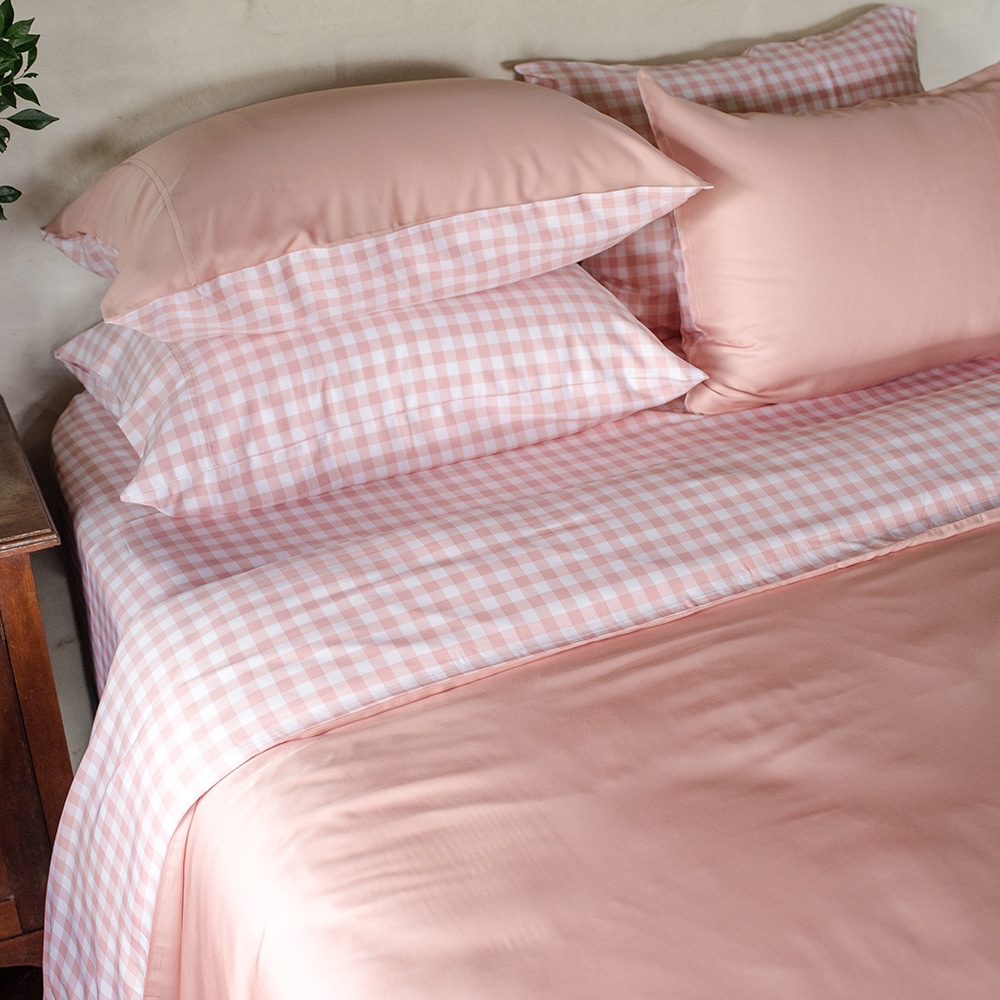 Bamboo Haus Coral Gingham Sheet Set 4